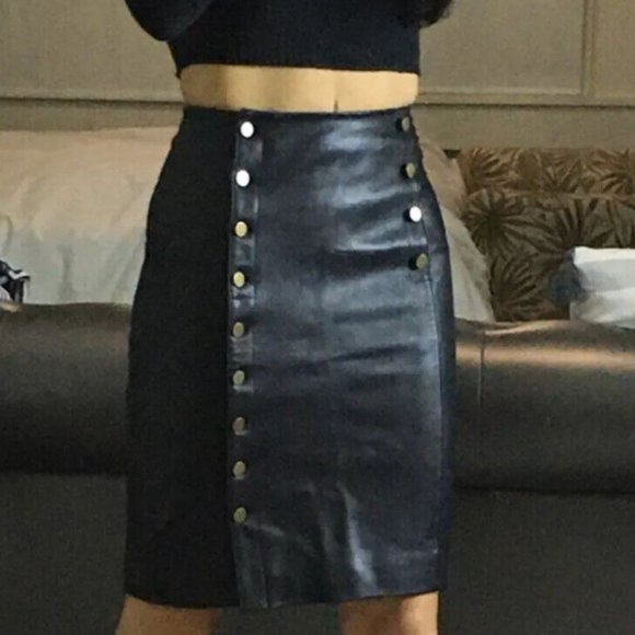 Rebecca Minkoff Leather 'Jack' Skirt with buttons - size small - Picture 4 of 9